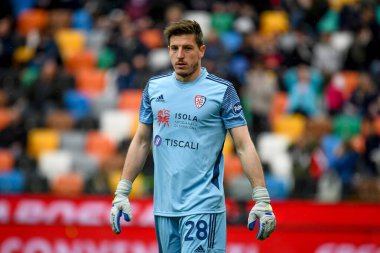 Cagliari 'nin Alessio Cragno portresi İtalyan futbolu Serie A maçında Udinese Calcio ile Cagliari Calcio arasında Friuli - Dacia Arena Stadyumu, Udine, İtalya, 3 Nisan 2022 - Fotoğraf: Ettore Griffon