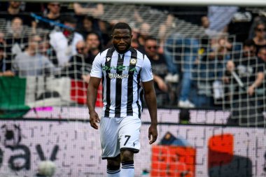Udinese 'nin İtalya futbolu Serie A maçındaki İsaac Başarı portresi Udinese Calcio ile Friuli - Dacia Arena Stadyumu, 16 Nisan 2022 - Fotoğraf: Ettore Griffon