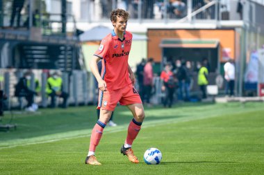 Atalanta 'nın Giorgio Scalvini portresi İtalyan futbolu Serie A maçında Venezia FC, Atalanta BC' ye karşı Venedik, İtalya 'daki Pier Luigi Penzo Stadyumu' nda 23 Nisan 2022
