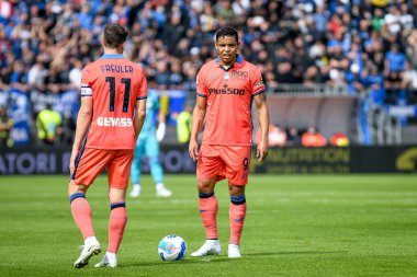 Atalanta 'nın Luis Muriel portresi İtalyan futbolu serisi sırasında Atalanta Remo Freuler ile Venezia FC - Atalanta BC maçı sırasında Venedik, İtalya' daki Pier Luigi Penzo Stadyumu 'nda, 23 Nisan 2022 - Fotoğraf: Ettore Griffon