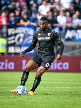 Venezia 'nın Jean-Pierre Nsame portresi İtalyan futbolu Serie A maçında Venezia FC, Atalanta BC' ye karşı Venedik, İtalya 'daki Pier Luigi Penzo Stadyumu' nda 23 Nisan 2022 'de oynanmıştır.