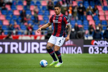 Bologna 'nın Kevin Bonifazi portresi İtalyan futbolu Serie A maçında Bologna FC Udinese Calcio' ya karşı Bologna, İtalya 'da Renato Dall' Ara Stadyumu 'nda, 24 Nisan 2022