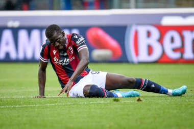 İtalya 'nın Bologna şehrindeki Renato Dall' Ara Stadyumu 'nda oynanan Bologna FC - Udinese Calcio maçı sırasında çekilen Musa Barrow portresi.