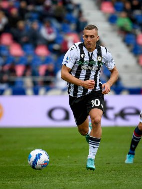 Udinese 'nin Gerard Deulofeu portresi İtalyan futbolu Serie A karşılaşmasında Bologna FC, Udinese Calcio' ya karşı Bologna, İtalya 'nın Bologna şehrindeki Renato Dall' Ara stadyumunda, 24 Nisan 2022 - Fotoğraf: Ettore Griffon