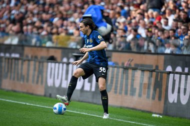 Inter's Matteo Darmian portrait in action  during  italian soccer Serie A match Udinese Calcio vs Inter - FC Internazionale at the Friuli - Dacia Arena stadium in Udine, Italy, May 01, 2022 - Credit: Ettore Griffon