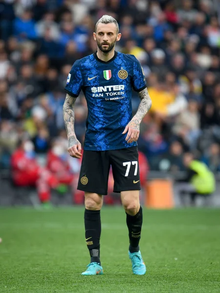 İtalya futbolu sırasındaki Marcelo Brozoviç portresi Serie A maçı sırasında Udinese Calcio vs Inter - FC Internazionale at the Friuli - Dacia Arena stadyumu, Udine, İtalya - Fotoğraf: Ettore Griffon