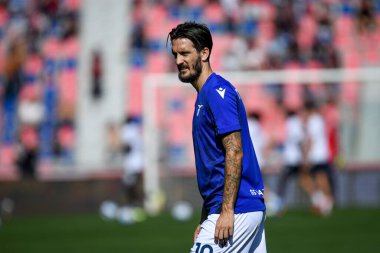 Lazio 'nun İtalya futbol takımı Serie A maçında Luis Alberto' nun portresi Bologna FC - SS Lazio (portre arşivi) maçı Bologna, İtalya 'da Renato Dall' Ara Stadyumu 'nda, 3 Ekim 2021