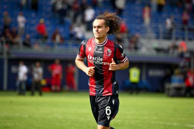 İtalya 'nın Bologna şehrindeki Renato Dall' Ara Stadyumu 'nda oynanan Bologna FC - SS Lazio (portreler) maçı sırasında çekilen Bologna' nın Arthur Tiyatrosu portresi.