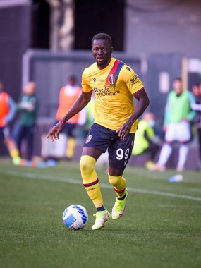 İtalya 'nın Udine şehrindeki Dacia Arena Stadyumu' nda oynanan Udinese Calcio vs Bologna FC (portreler arşivi) maçında çekilen Bologna 'lı Musa Barrow portresi, 17 Ekim 2021