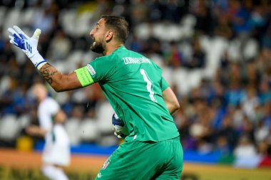 İtalya 'nın Gianluigi Donnarumma portresi UEFA Uluslar Ligi maçında İtalya - Macaristan (portreler arşivi) maçında Cesena, İtalya' daki Dino Manuzzi stadyumunda, 07 Haziran 2022 - Fotoğraf: Ettore Griffon