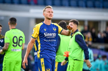 Verona 'nın İtalya futbol takımı Serie A maçında Antonin Barak' ın portresi, 24 Ekim 2021 'de İtalya' nın Verona kentindeki Marcantonio Bentegodi Stadyumu 'nda Hellas Verona FC' ye karşı SS Lazio (portreler) maçında çekildi.