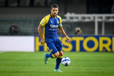 Verona's Miguel Veloso portrait in action  during  italian soccer Serie A match Hellas Verona FC vs Juventus FC (portraits archive) at the Marcantonio Bentegodi stadium in Verona, Italy, October 30, 2021 - Credit: Ettore Griffon