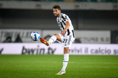 Manuel Locatelli (Juventus) portrait in action  during  italian soccer Serie A match Hellas Verona FC vs Juventus FC (portraits archive) at the Marcantonio Bentegodi stadium in Verona, Italy, October 30, 2021 - Credit: Ettore Griffon