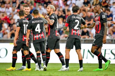 Milan players celebrating  during  friendly football match LR Vicenza vs AC Milan at the Romeo Menti stadium in Vicenza, Italy, August 06, 2022 - Credit: Ettore Griffon