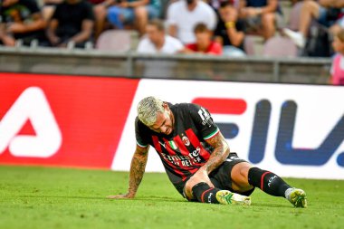 Milan's Theo Hernandez injury  during  friendly football match LR Vicenza vs AC Milan at the Romeo Menti stadium in Vicenza, Italy, August 06, 2022 - Credit: Ettore Griffon