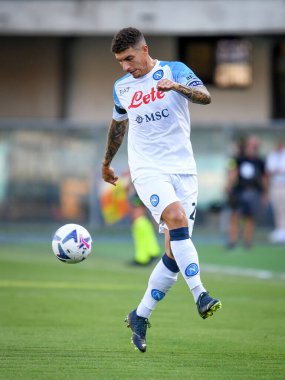 Napoli's Giovanni Di Lorenzo portrait in action  during  italian soccer Serie A match Hellas Verona FC vs SSC Napoli at the Marcantonio Bentegodi stadium in Verona, Italy, August 15, 2022 - Credit: Ettore Griffon