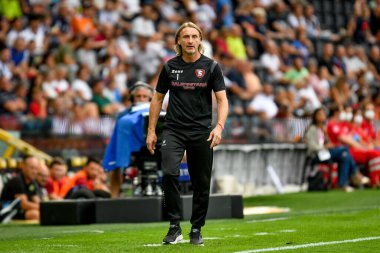 Salernitana's Head Coach Davide Nicola portrait  during  italian soccer Serie A match Udinese Calcio vs US Salernitana at the Friuli - Dacia Arena stadium in Udine, Italy, August 20, 2022 - Credit: Ettore Griffon