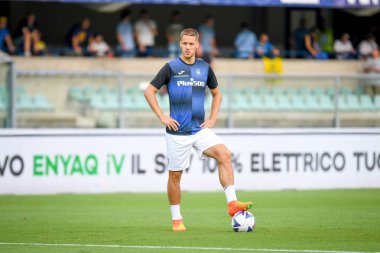 Atalanta's Mario Pasalic portrait  during  italian soccer Serie A match Hellas Verona FC vs Atalanta BC at the Marcantonio Bentegodi stadium in Verona, Italy, August 28, 2022 - Credit: Ettore Griffon