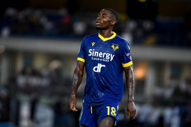Verona's Martin Hongla portrait  during  italian soccer Serie A match Hellas Verona FC vs Atalanta BC at the Marcantonio Bentegodi stadium in Verona, Italy, August 28, 2022 - Credit: Ettore Griffon