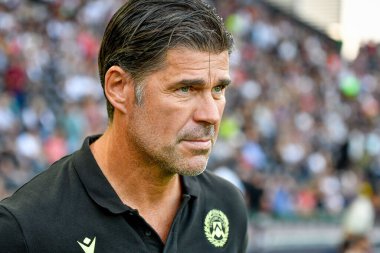 Udinese's Head Coach Andrea Sottil portrait  during  italian soccer Serie A match Udinese Calcio vs ACF Fiorentina at the Friuli - Dacia Arena stadium in Udine, Italy, August 31, 2022 - Credit: Ettore Griffon