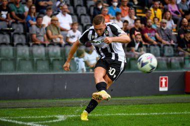 Udinese's Gerard Deulofeu portrait in action  during  italian soccer Serie A match Udinese Calcio vs ACF Fiorentina at the Friuli - Dacia Arena stadium in Udine, Italy, August 31, 2022 - Credit: Ettore Griffon