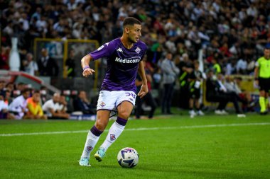 Fiorentina's Rolando Mandragora portrait in action  during  italian soccer Serie A match Udinese Calcio vs ACF Fiorentina at the Friuli - Dacia Arena stadium in Udine, Italy, August 31, 2022 - Credit: Ettore Griffon