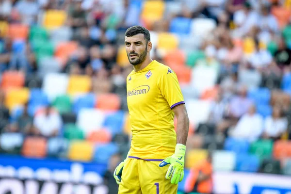 Fiorentina's Pietro Terracciano portrait  during  italian soccer Serie A match Udinese Calcio vs ACF Fiorentina at the Friuli - Dacia Arena stadium in Udine, Italy, August 31, 2022 - Credit: Ettore Griffon