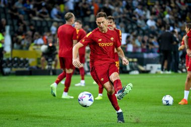 İtalya futbol takımı Serie A maçında Roma 'nın Nemanja Matiç portresi Udinese Calcio ile AS Roma maçında Udine, İtalya' daki Dacia Arena stadyumunda, Eylül 04, 2022 - Fotoğraf: Ettore Griffon