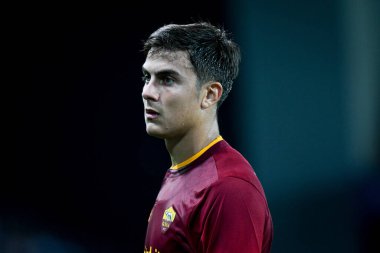 İtalyan futbolu Serie A maçında Roma 'nın Paulo Dybala portresi Udinese Calcio ile AS Roma maçında Udine, İtalya' daki Dacia Arena stadyumunda, Eylül 04, 2022 - Fotoğraf: Ettore Griffon