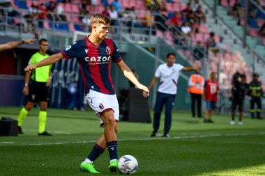 Bologna 'nın İtalyan futbolu Serie A maçında Denso Kasius' un portresi Bologna FC - ACF Fiorentina maçı Bologna, İtalya 'da Renato Dall' Ara stadyumunda, 11 Eylül 2022 - Fotoğraf: Ettore Griffon