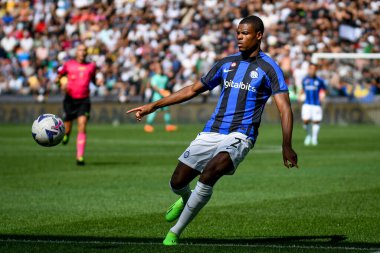 İtalya futbol takımı Serie A maçında Inter 'in Denzel Dumfries portresi Udinese Calcio vs Inter - FC Internazionale at the Friuli - Dacia Arena stadyumu, Udine, İtalya - 18 Eylül 2022