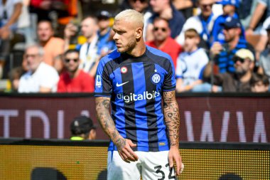 İtalya futbol takımı Serie A maçında Federico Dimarco 'nun portresi Udinese Calcio vs Inter - FC Internazionale at the Friuli - Dacia Arena stadyumu, Udine, İtalya, 18 Eylül 2022