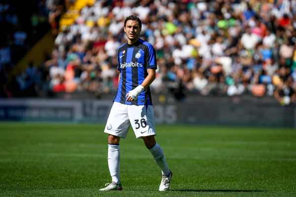 İtalya futbol takımı Serie A maçında Inter 'in Matteo Darmian portresi Udinese Calcio vs Inter - FC Internazionale at the Friuli - Dacia Arena stadyumu, Udine, İtalya, 18 Eylül 2022