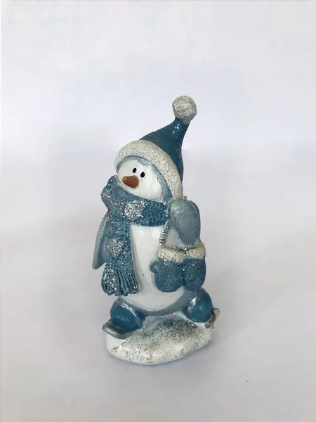 Skating Penguin Ceramic Figures — Stock Photo, Image