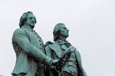Weimar, Almanya 'da ünlü Alman şair Goethe ve Schiller' in anıtı.