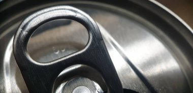 Yumuşak içecek metal halka açacağının ayrıntıları