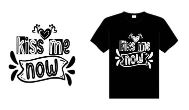 Tişört dizaynını öp