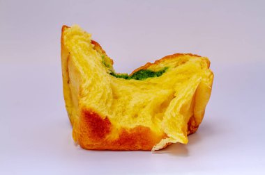 Bluder ya da Breudher, ya da Brueder veya Bloeder, geleneksel Hollanda kahvaltısı kekleri ve ekmeklerinden türeyen çok yumuşak ve tüylü geleneksel bir pastadır.