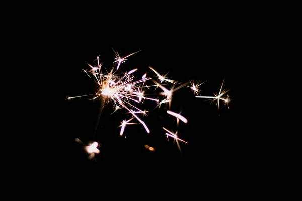 Koyu arkaplanda maytap