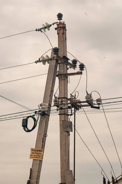elektrik kabloları ve kablolar bileşim görünümü