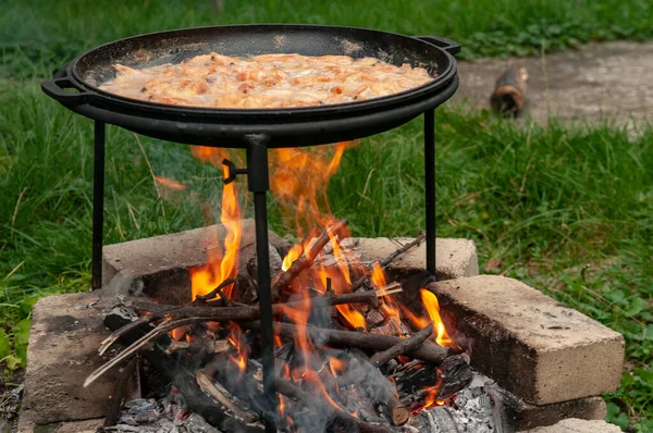 Utomhus Lägereld Järn Platta Med Räkor — Stockfoto