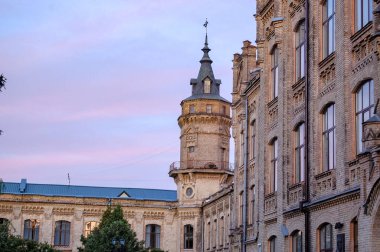 Gotik eski kasaba mimarisi kompozisyonu