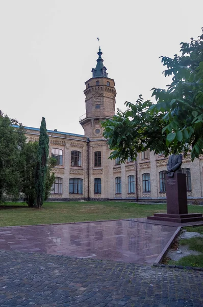 Gotik eski kasaba mimarisi kompozisyonu