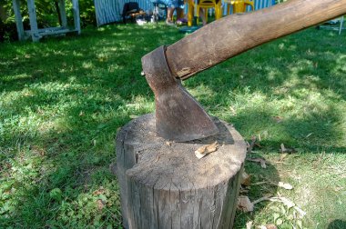 Balta ahşap kaplama kompozisyonu