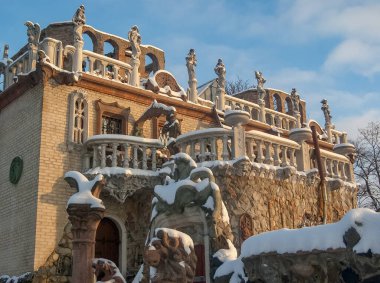 Çılgın Ukraynalı heykeltraş mimarisinin evi