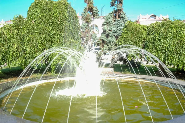 Fonte Água Paisagem Parque Cumprimentar — Fotografia de Stock