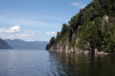Teletskoye Gölü manzarası, Rusya, Altai Krai, Gorny Altai, Teletskoye Gölü