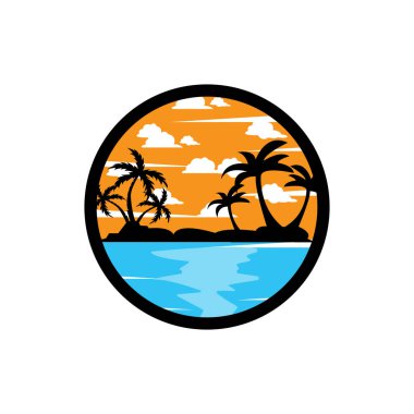 Gün batımlı vektör plaj logosu şablonu, hindistan cevizi ağaçları, balıkçı tekneleri, yelkenliler ve uçan kuşlar, okyanus dalgaları, geriye dönük daire tasarımı konsepti