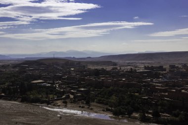 SEVGİLİ KÖL VE KUL EVİ, Ait BenHADDOU, FOCCO