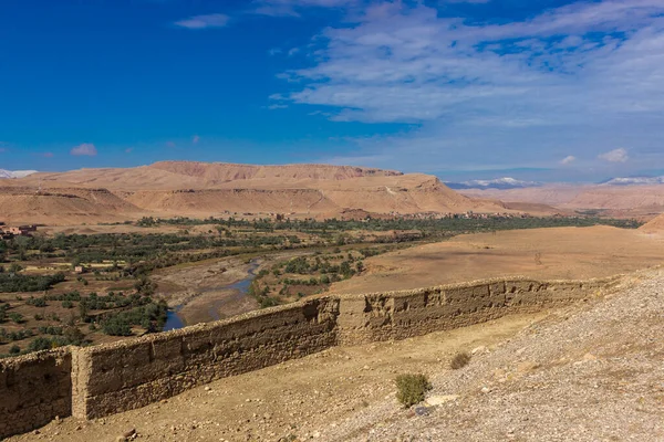 Ait Benhaddou, Ouarzazate, Fas 'ta eski bir çöl kenti.
